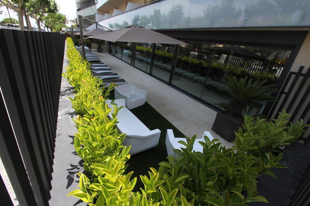 Apartamentos Cambrils Playa Spa エクステリア 写真
