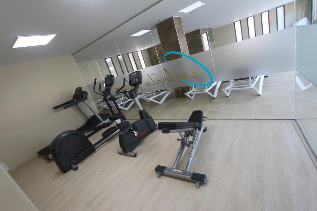 Apartamentos Cambrils Playa Spa エクステリア 写真