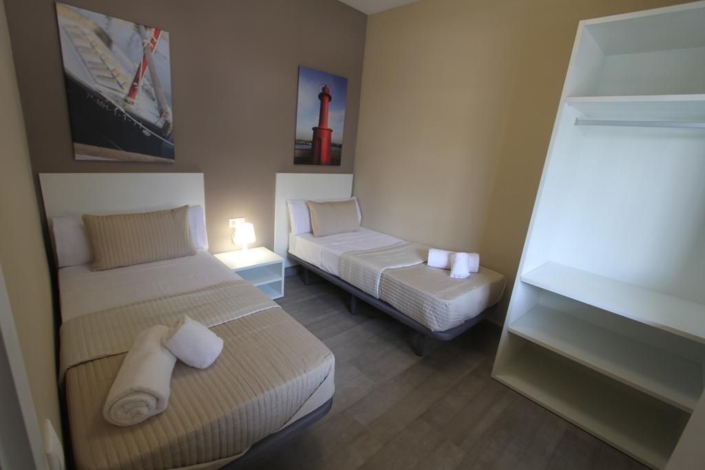 Apartamentos Cambrils Playa Spa エクステリア 写真